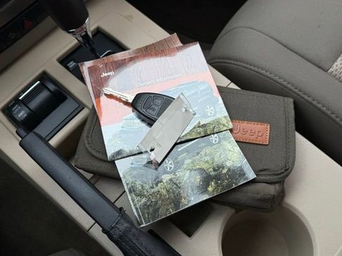 Used 2012 Jeep Liberty Sport w/ Popular Equipment Group image 4