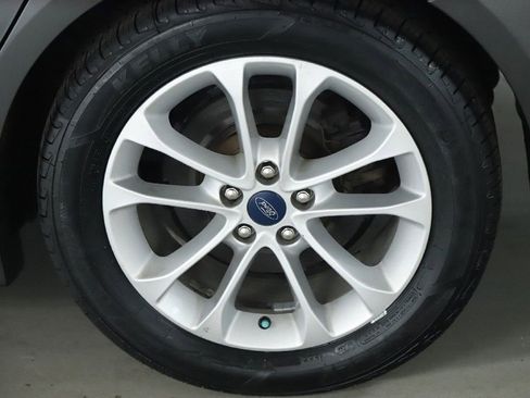 Used 2020 Ford Fusion SEL image 39