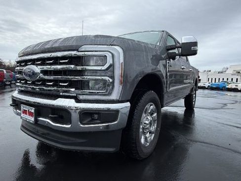 New 2026 Ford F250 Lariat w/ Lariat Ultimate Package image 9