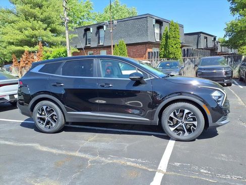 Used 2023 Kia Sportage EX FWD image 29