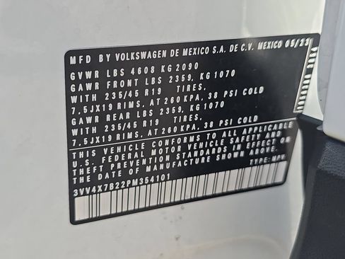 Used 2023 Volkswagen Taos SEL AWD/4WD image 33