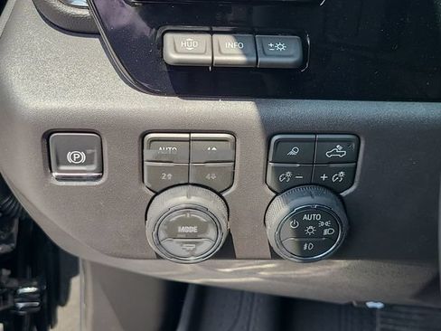 New 2026 Chevrolet Silverado 1500 ZR2 AWD/4WD image 22