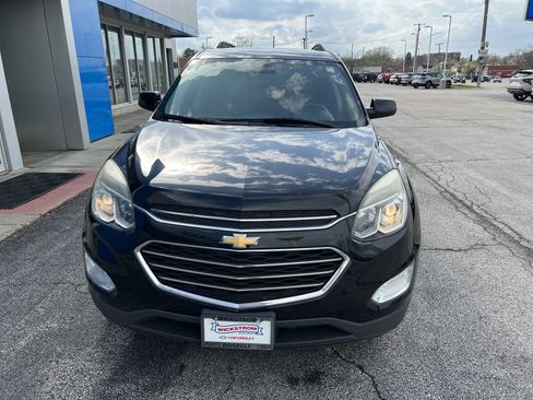 Used 2017 Chevrolet Equinox LT w/ Convenience Package image 3