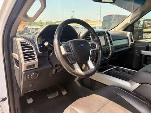 Used 2017 Ford F250 Lariat w/ Chrome Package AWD/4WD image 12