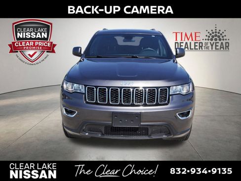 Used 2019 Jeep Grand Cherokee Laredo RWD image 2
