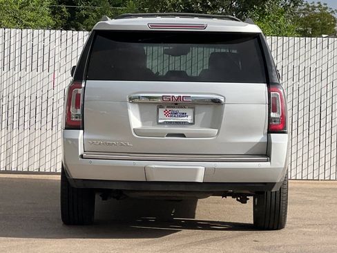 Used 2018 GMC Yukon XL Denali w/ Denali Ultimate Package AWD/4WD image 5