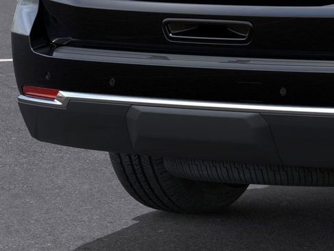 New 2026 Chevrolet Tahoe LS image 14