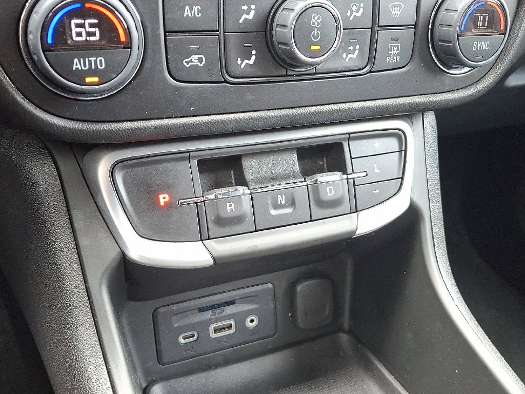 Certified 2023 GMC Terrain SLT FWD image 15