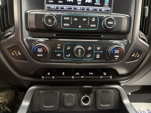 Used 2017 GMC Sierra 1500 SLT AWD/4WD image 18