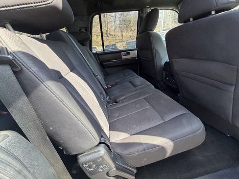 Used 2017 Ford Expedition EL XLT image 21