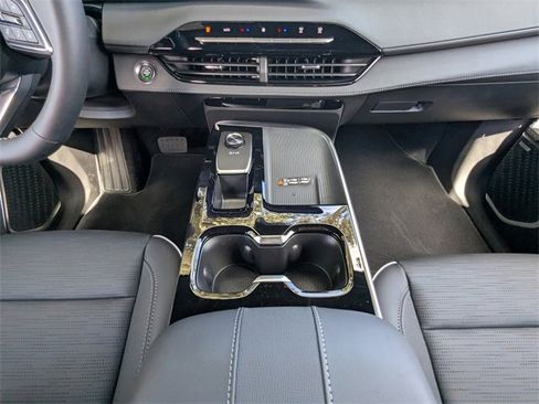 New 2025 Buick Enclave Sport Touring w/ Power Package image 21