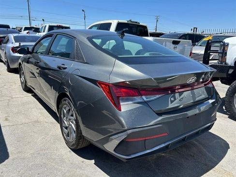 Used 2024 Hyundai Elantra SEL FWD image 29