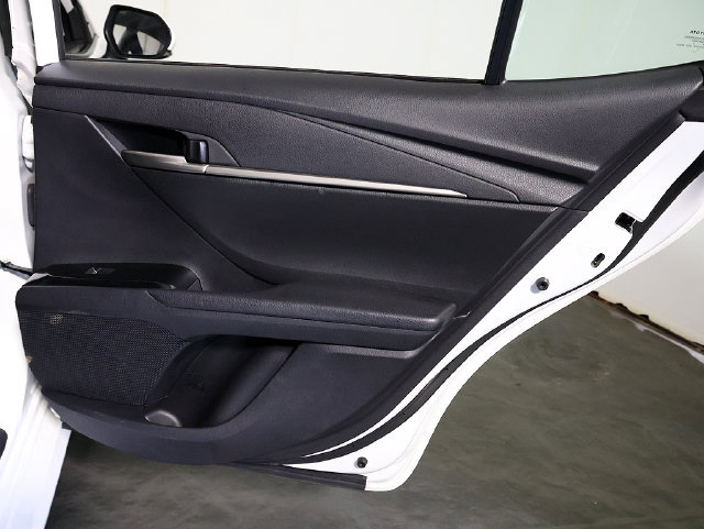 Used 2025 Toyota Camry LE FWD image 28