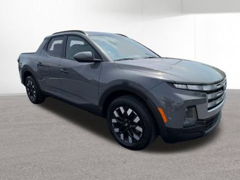 Used 2025 Hyundai Santa Cruz SEL AWD/4WD image 2