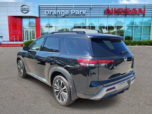 New 2026 Nissan Pathfinder Platinum w/ Cargo Package FWD image 3