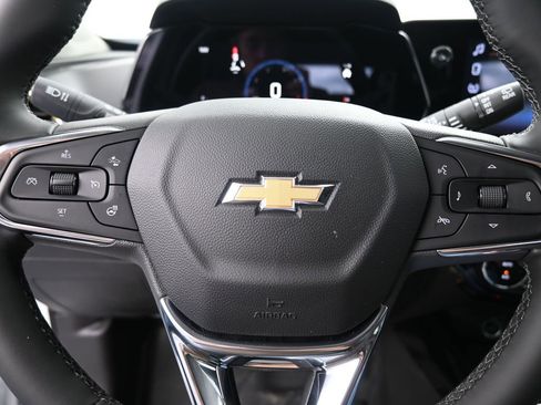 New 2025 Chevrolet Trax LT w/ Driver Confidence Package image 30