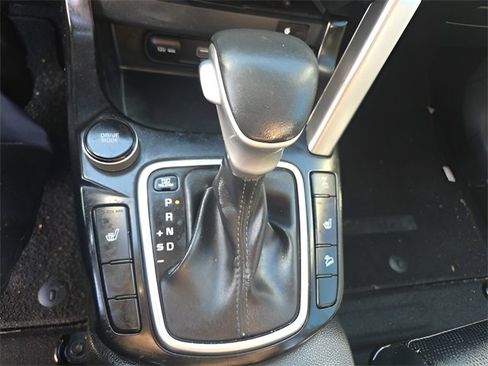 Used 2023 Kia Seltos EX image 18