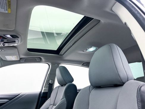 Used 2022 Subaru Legacy Limited XT image 5