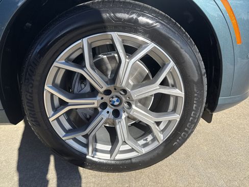 New 2026 BMW X7 xDrive40i w/ Premium Package image 29