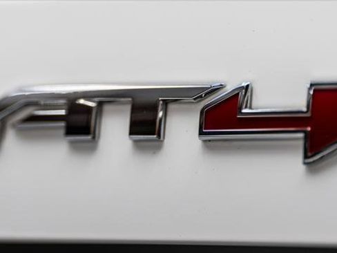 Used 2023 GMC Sierra 1500 AT4 image 15