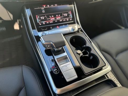 Certified 2025 Audi Q8 Premium Plus w/ Premium Plus Package AWD/4WD image 16