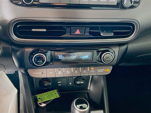 Used 2023 Hyundai Kona SEL w/ Convenience Package image 15