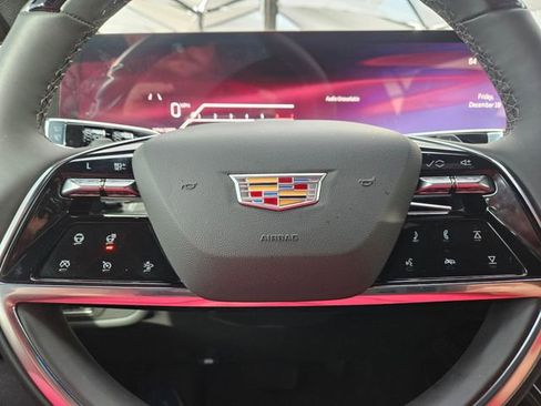 New 2026 Cadillac Escalade ESV Luxury w/ LPO, Floor Liner Package image 17