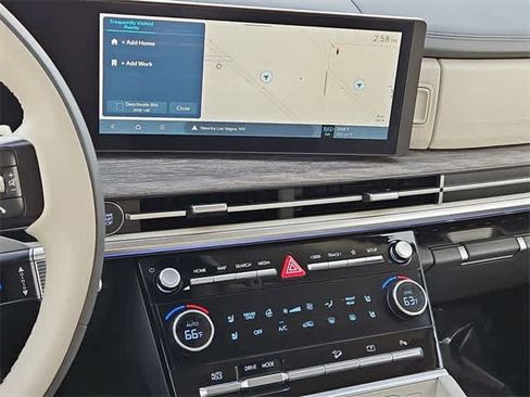 Certified 2025 Hyundai Santa Fe Calligraphy image 29