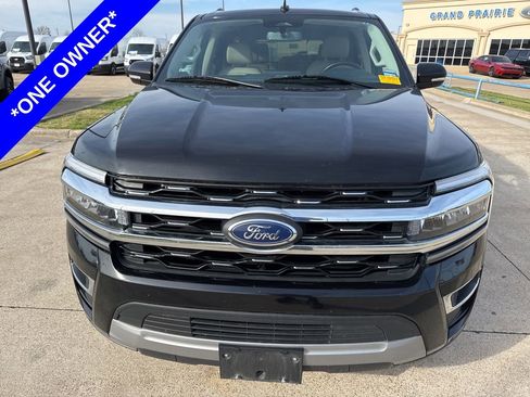 Certified 2024 Ford Expedition Limited image 2