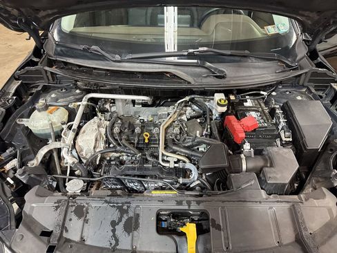 Used 2021 Nissan Rogue SV image 22