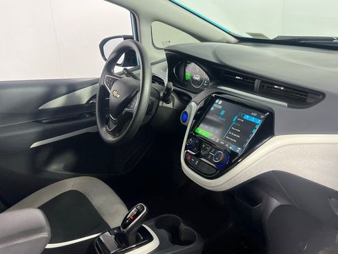 Used 2020 Chevrolet Bolt LT image 29
