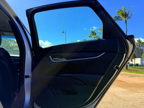 Used 2019 Cadillac XTS Luxury image 16