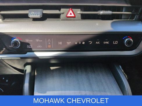 Used 2025 Kia Sportage SX Prestige AWD/4WD image 19