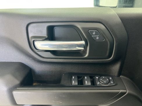 Used 2025 Chevrolet Silverado 2500 Custom w/ Custom Value Package AWD/4WD image 21