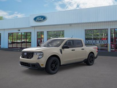 New 2025 Ford Maverick XLT w/ XLT Luxury Package