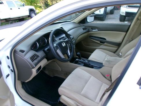 Used 2009 Honda Accord LX image 13