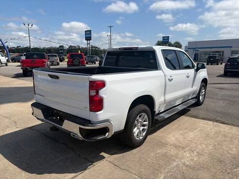 Used 2025 Chevrolet Silverado 1500 LT AWD/4WD image 6