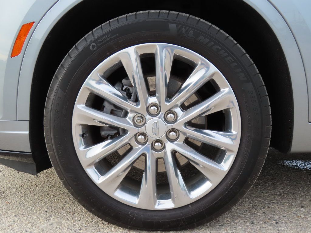 Used 2024 Cadillac XT6 Premium Luxury AWD/4WD image 16