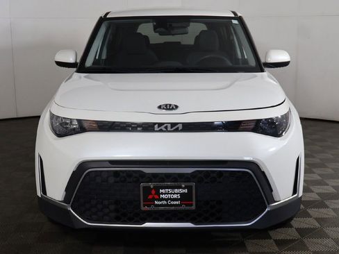 Used 2023 Kia Soul LX w/ LX Technology Package FWD image 9