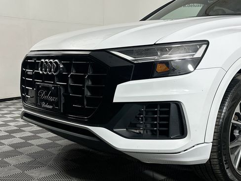 Used 2020 Audi Q8 Premium w/ Black Optic Package image 33