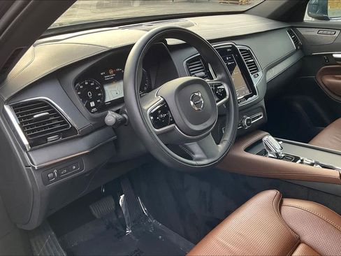 Used 2022 Volvo XC90 T8 Inscription w/ Advanced Package image 17