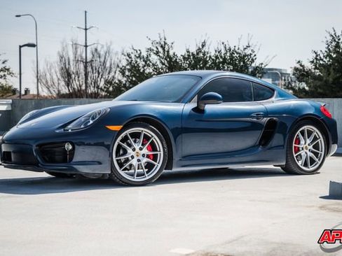 Used 2015 Porsche Cayman S image 32