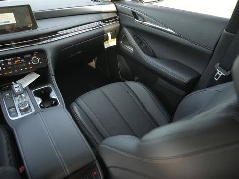 Certified 2026 INFINITI QX60 Luxe w/ Cargo Package image 17