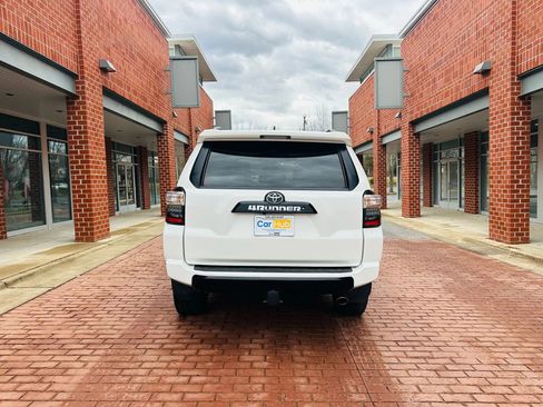 Used 2016 Toyota 4Runner TRD Pro image 5