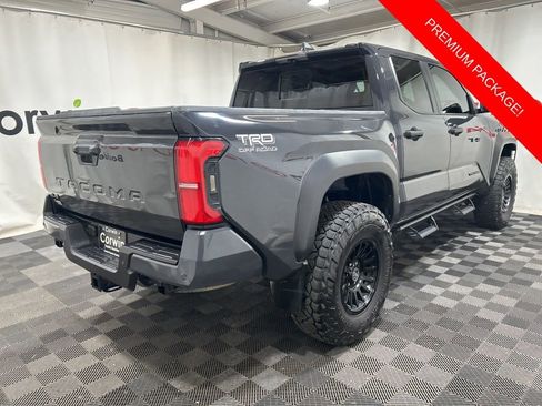 Used 2024 Toyota Tacoma TRD Off-Road w/ TRD Off Road Premium Package image 7