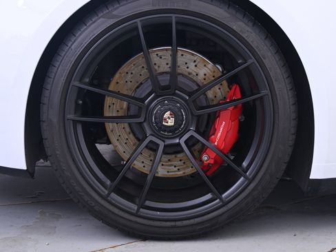Used 2022 Porsche 911 Carrera 4S image 16
