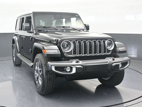 New 2026 Jeep Wrangler Sahara image 9