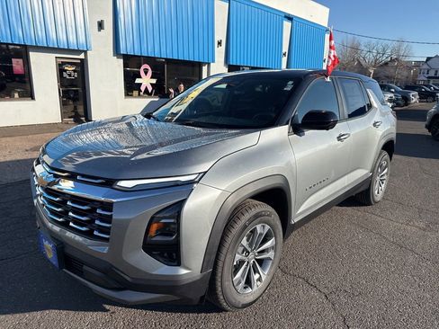 New 2026 Chevrolet Equinox LT w/ Safety and Technology Package image 2