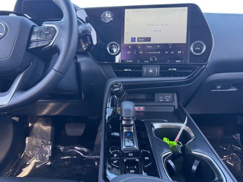 Used 2025 Lexus NX 350h AWD w/ Cold Area Package image 11