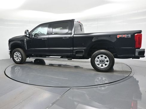 Certified 2024 Ford F250 XLT w/ FX4 Off-Road Package image 7